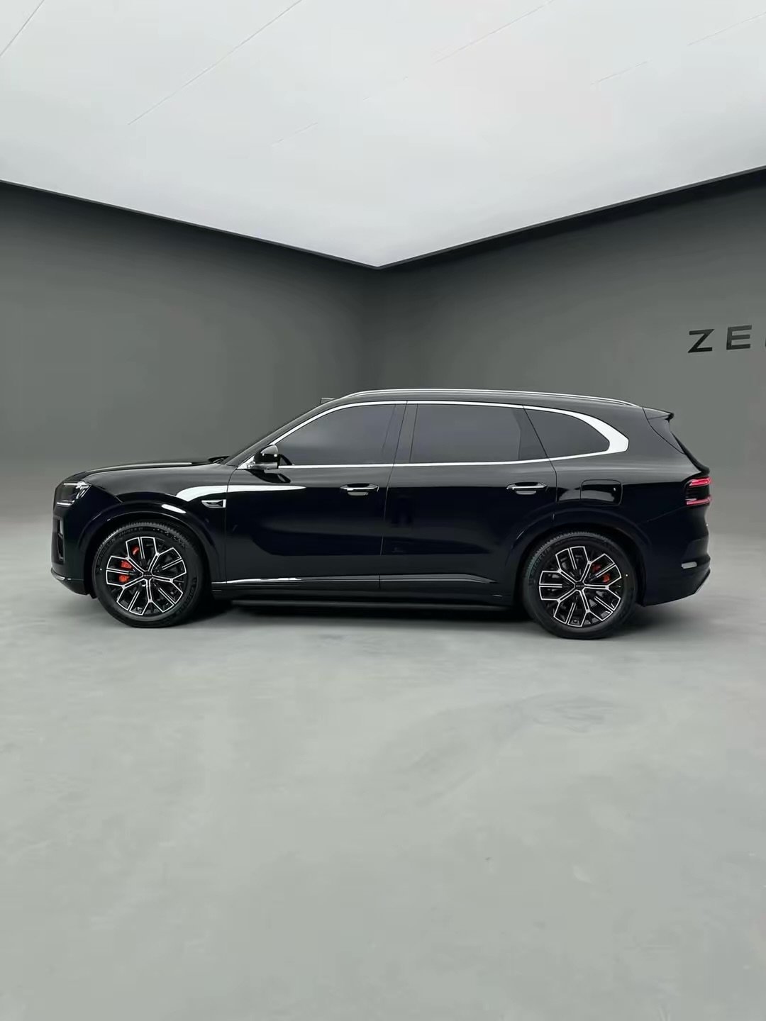 ZEEKR 8X