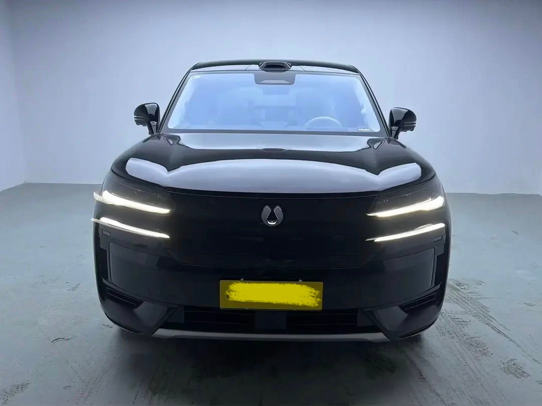BYD DENZA N9